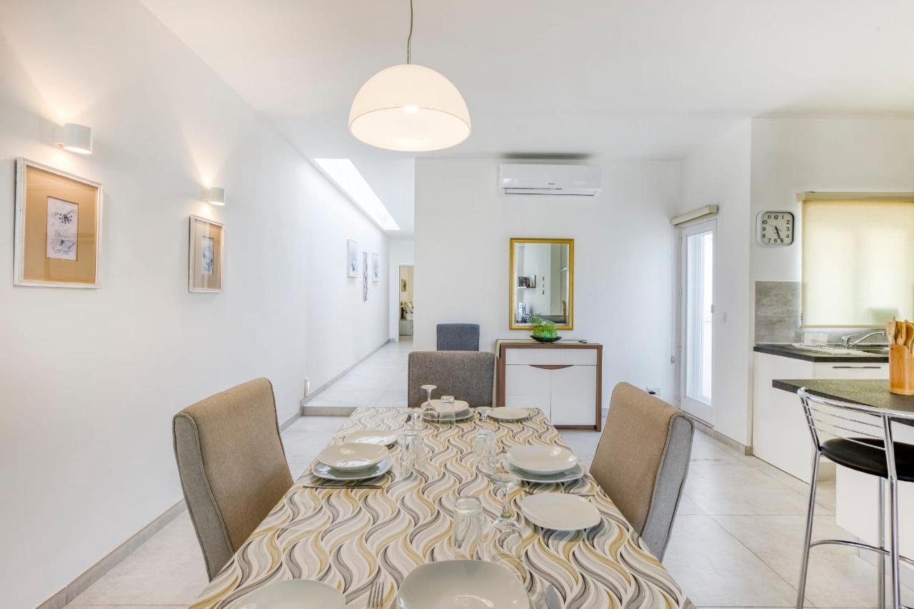 Gzira Penthouse - Hosted By Sweetstay Eksteriør billede